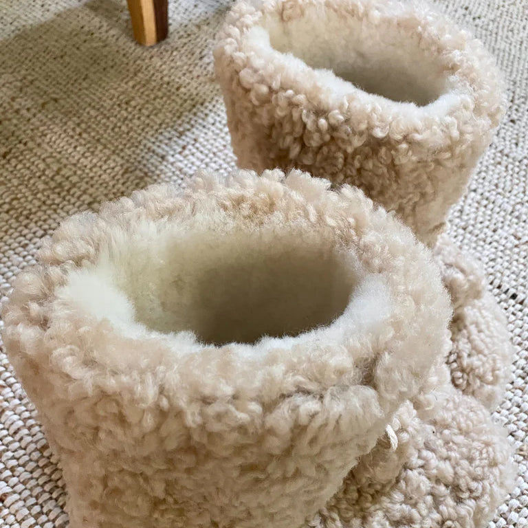 EXTRA WARM SHEEPSKIN BOOTIES