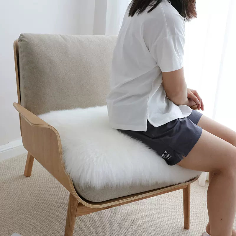 Long haired square cushion