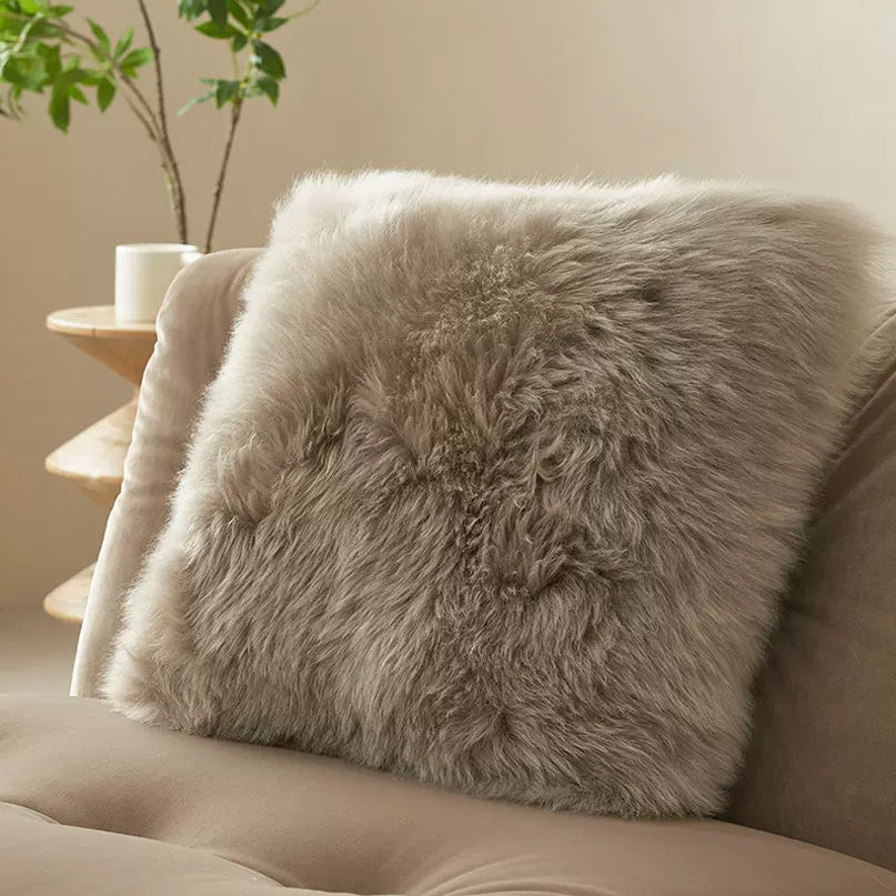 Long haired waist pillow