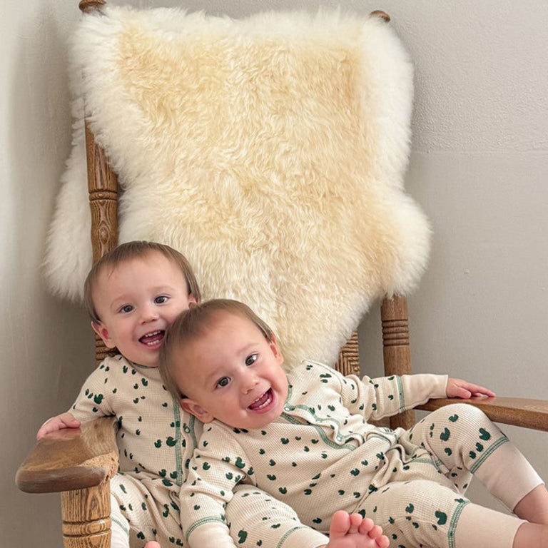 BRIGHT IVORY NURSERY SHEEPSKIN