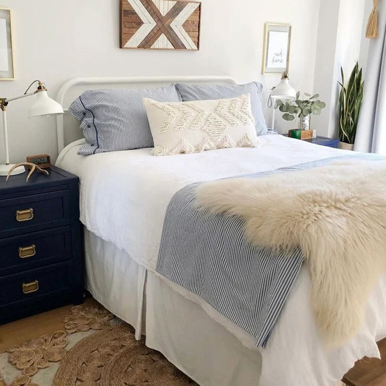 BRIGHT IVORY NURSERY SHEEPSKIN