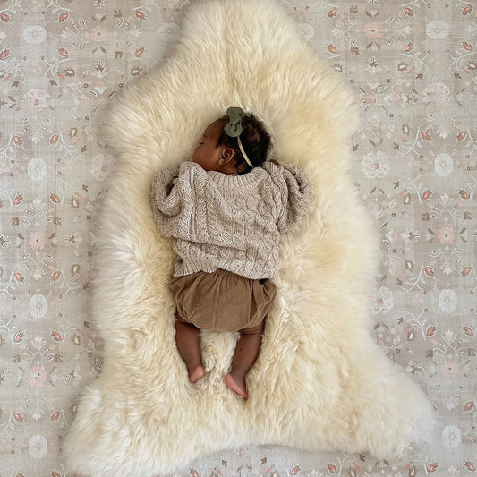 BRIGHT IVORY NURSERY SHEEPSKIN